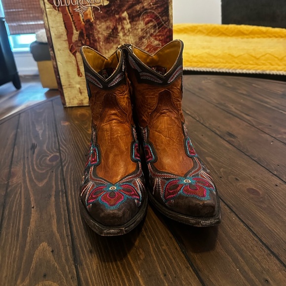 Old Gringo Women's Ankle Boots - Brown with Multicolor Embroidery - Picture 3 of 9
